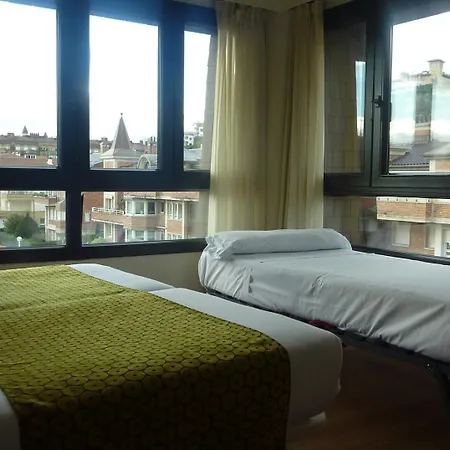 Ezeiza 2* Σαν Σεμπαστιάν