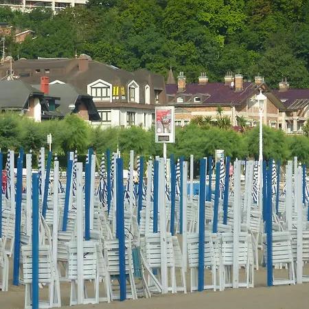 Ξενοδοχείο Ezeiza 2*