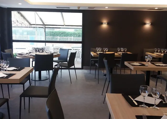 Ezeiza Hotel Saint-Sébastien